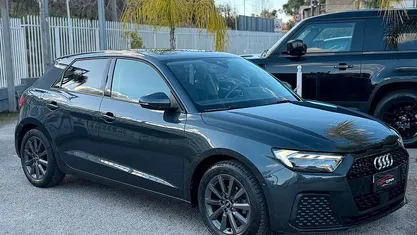 Usata Audi A1 Admired 95 CV (69 kW) 2022 Grigio SUV