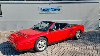 Usata Ferrari Mondial 300 CV (220 kW) 1990 Rosso Cabrio