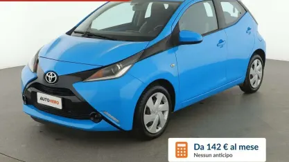 Usata Toyota Aygo Cool 70 CV (51 kW) 2016 Blu Utilitaria