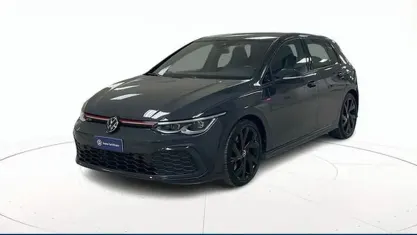 Usata VW Golf VIII GTI 245 CV (180 kW) 2023 Grigio / pastello Berlina