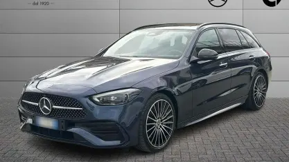 Usata Mercedes 220 AMG Line Premium Plus 197 CV (144 kW) 2024 Blu Station wagon
