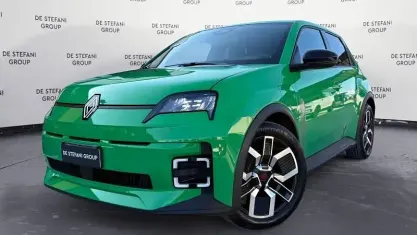 Nuova Renault 5 E-Tech Urban 89 kW (122 CV) 2025 Verde Utilitaria
