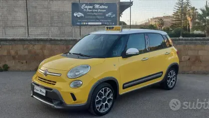 Usata Fiat 500L Trekking 120 CV (88 kW) 2013 Giallo Monovolume