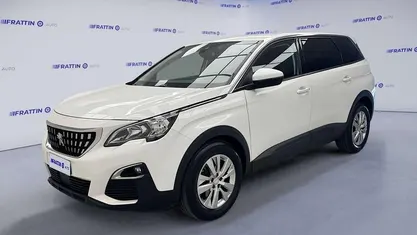 Usata Peugeot 5008 Business-Line 131 CV (96 kW) 2020 Bianco SUV