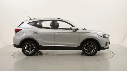 Usata MG ZS Luxury 106 CV (77 kW) 2025 Argentoargento SUV