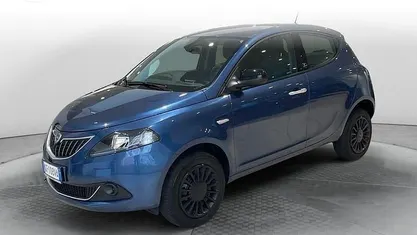 Usata 2021 Lancia Ypsilon Gold Due volumi | 11.900 € (Buon prezzo)