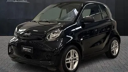 Usata Smart ForTwo Coupé Pure 60 kW (82 CV) 2022 Utilitaria