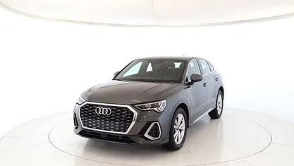 Usata Audi Q3 S-Line 150 CV (110 kW) 2025 Grigio scuro SUV