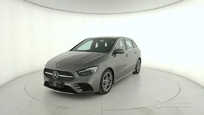 Usata Mercedes B180 Advanced Plus 116 CV (85 kW) 2025 Grigio Monovolume