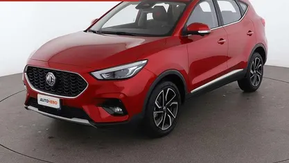 Rosso Usata 2025 MG ZS Luxury Tre volumi | 15.999 € (Buon prezzo)