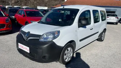Usata Renault Kangoo 116 CV (85 kW) 2021 Bianco Monovolume