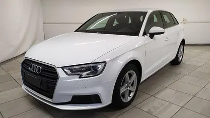 Usata Audi A3 Business 116 CV (85 kW) 2019 Bianco Berlina