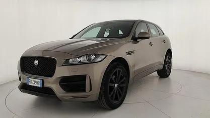Usata 2016 Jaguar F-Pace R-Sport SUV | 18.900 € (Buon prezzo)