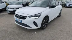 Usata 2023 Opel Corsa-e Design & Tech Due volumi | 19.900 € (Buon prezzo)
