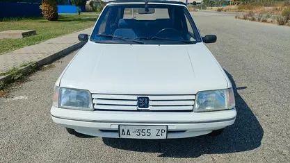Usata Peugeot 205 60 CV (44 kW) 1994 Cabrio