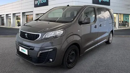 Begagnad Peugeot e-Traveller Active 100 kW (136 HK) 2021 Grå Minibuss