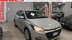 Grigio Usata 2016 Hyundai i20 GO! Tre volumi | 6499 € (Buon prezzo)