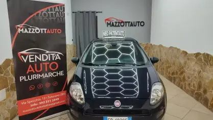 Usata Fiat Punto Street 95 CV (69 kW) 2018 Blu Utilitaria