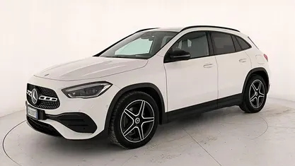 Bianco Usata 2020 Mercedes GLA200 Premium SUV | 34.900 € (Buon prezzo)