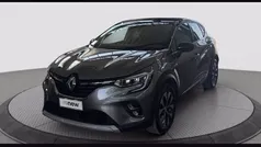 Grigio chiaro Usata 2022 Renault Captur Techno SUV | 15.992 € (Ottimo prezzo)