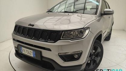 Usata Jeep Compass Night Eagle 140 CV (102 kW) 2018 Argento SUV