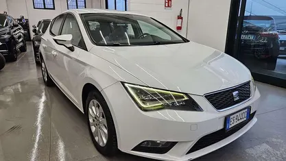 Bianco Usata 2013 Seat Leon Style Tre volumi | 8900 € (Buon prezzo)