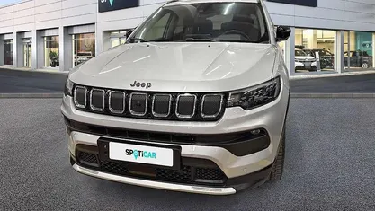 Grigio Usata 2021 Jeep Compass Limited SUV | 21.900 € (Buon prezzo)