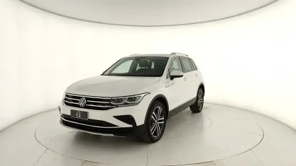 Usata VW Tiguan Elegance 150 CV (110 kW) 2023 Bianco SUV