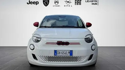Usata Fiat 500e Red 42 kW (58 CV) 2021 Bianco Utilitaria