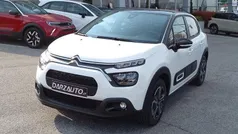 Bianco tetto nero pastello Usata 2022 Citroën C3 PureTech Due volumi | 15.100 € (Buon prezzo)