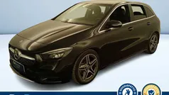 Nero metallizzato Usata 2020 Mercedes B180 Premium Monovolume | 23.900 € (Buon prezzo)