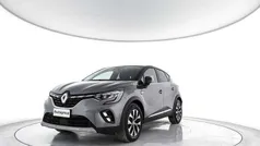 Grigio Usata 2023 Renault Captur Techno SUV | 20.900 € (Buon prezzo)