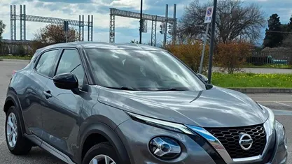 Usata Nissan Juke Acenta 117 CV (86 kW) 2020 Grigio SUV