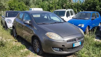 Usata Fiat Bravo Active 120 CV (88 kW) 2008 Marrone Utilitaria