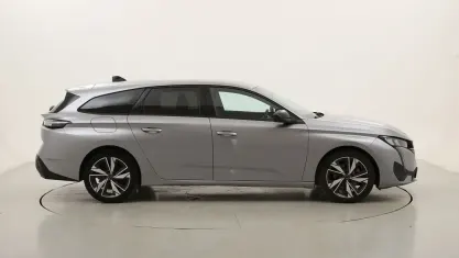 Usata Peugeot 308 SW Allure 131 CV (96 kW) 2022 Argentoargento Station wagon