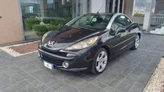 Nero Usata 2007 Peugeot 207 CC Cabrio | 4500 € (Buon prezzo)
