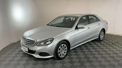 Begagnad Mercedes E200 Business 135 HK (99 kW) 2016 Silver Sedan