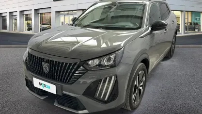 Usata Peugeot 2008 Allure 131 CV (96 kW) 2023 Grigio SUV