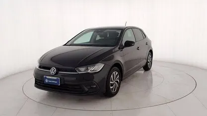 Nero Usata 2023 VW Polo Life Tre volumi | 16.600 € (Buon prezzo)