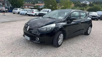 Other Usata 2015 Renault Clio IV Tre volumi | 8500 € (Buon prezzo)