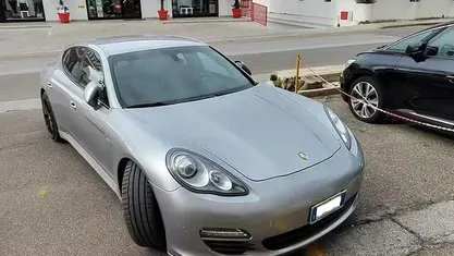 Usata Porsche Panamera 250 CV (183 kW) 2012 Utilitaria