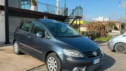 Usata VW Golf Plus Cross Comfortline 115 CV (84 kW) 2005 Grigio Monovolume