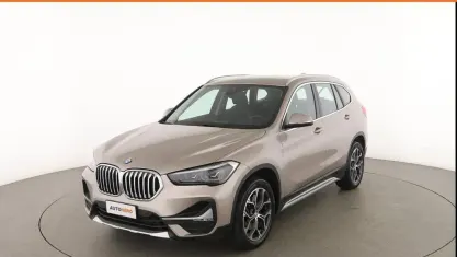 Usata BMW X1 xLine 150 CV (110 kW) 2022 Oro SUV