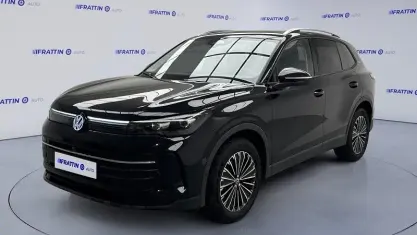 Usata VW Tiguan Edition 131 CV (96 kW) 2025 Grenadill black [0e0e]  metal SUV