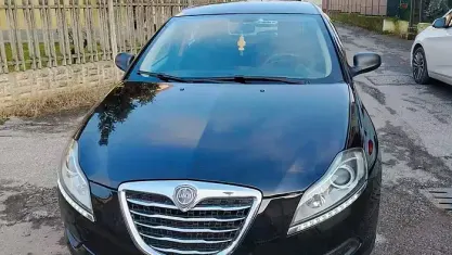 Usata Lancia Delta S 120 CV (88 kW) 2013 Nero Utilitaria