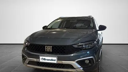 Usata Fiat Tipo Cross 101 CV (74 kW) 2020 Berlina