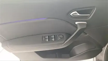 Usata Renault Captur Techno 145 CV (106 kW) 2023 Grigio scuro SUV