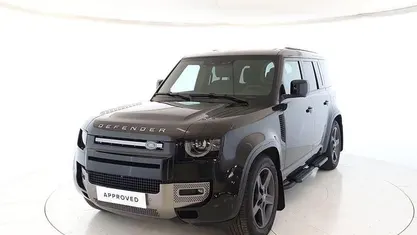Usata Land Rover Defender SE Dynamic 300 CV (220 kW) 2025 Nero SUV