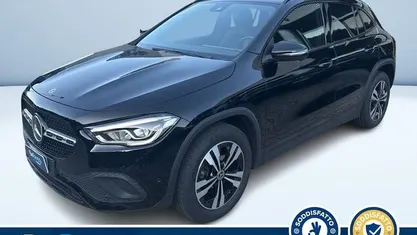 Nero Usata 2022 Mercedes GLA200 SUV | 32.400 € (Buon prezzo)