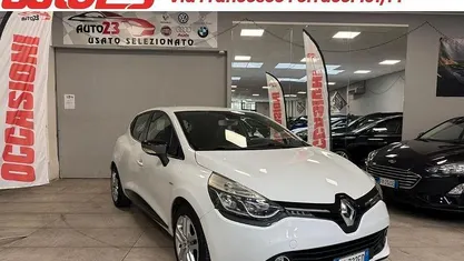 Usata Renault Clio IV 75 CV (55 kW) 2015 Bianco Berlina